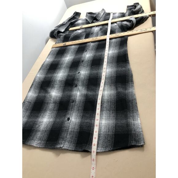 Fashion Nova Women Plaid coat Jacket Medium Mob Wife Boho Vacation Resort Wear - Picture 9 of 10